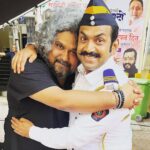 Sharib Hashmi Instagram - Mora Bala ❤️🤗❤️ Yeh aapki birthday Pe post karna chahta tha … Aur birthday hi bhool gaya 🤦🏻‍♂️🙆🏻 It was so much fun working with you bhaiii !!! Agli baar Ad nahin Multiply Karenge 😛❤️🤗🤗 And before I forget.. belated Happy Birthday @vasanbala ❤️🤗🎂🎂 #HappyBirthday #VasanBala #ad #shoot #onlocation