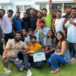 Sharib Hashmi Instagram - Happy Faces from the sets of sangii🥳🥳 It's wrap for @mrfilmistaani sir. It was an awesome experience working with you sir ji. Lot's of learnings from you.😇🙌 . . #sangii #film #filmmaking #filmmakers #hindifilm #hindimovie #bollywood #newmovie #newfilm