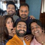 Sharib Hashmi Instagram - Team #Sangee ke Sang ❤️❤️❤️ @director.sumitkulkarni @vidyamalavade @isanjaybishnoi @im_gaurav_more20 #NewFilm #indiefilm #excited #fun #filming #onthesets #bts