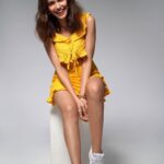 Shazahn Padamsee Instagram – 💛🐚 

Shot by @popmercy 

Styled by @priyasatelier 

Makeup @makeupandhairbyupasana 

Hair @ishansupriyamilind