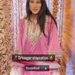 Sheen Dass Instagram - Absolutely ✨MAGICAL STAY 🍁 on the houseboat! 🏔️🌊🥰 . Thanks to Zoheb @theheritagesafina for the unforgettable houseboat stay and shikara ride to Char Chinar - A serene experience that added to the charm of our trip! 🚣‍♂️🏡. . Trip organiser @euphoriatravelservices Wearing @tul_palav . #Houseboat #Shikara #srinagar #dallake #travel #charchinar #sheendass #kashmir #family Dal Lake, Srinagar, Jammu & Kashmir