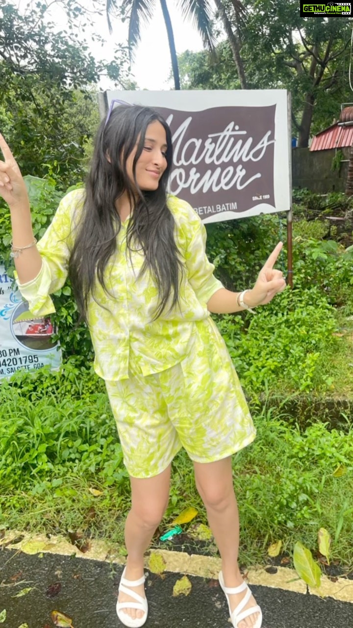 Sheen Dass Instagram - Wishing you all a vulu-mul Wondaaful friendship week 😘💕 . #friendhipforever #love #sheendass Goa