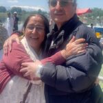 Sheen Dass Instagram - We love you daddy 😘😘 . @savitadass @bharatdass15 . . . #fathersday #reels #family #momdad #love Srinagar Kashmir