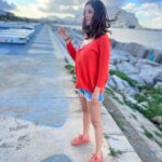 Shehnaaz Kaur Gill Instagram - By discovering nature, you discover yourself🌊 Sicily, Italy