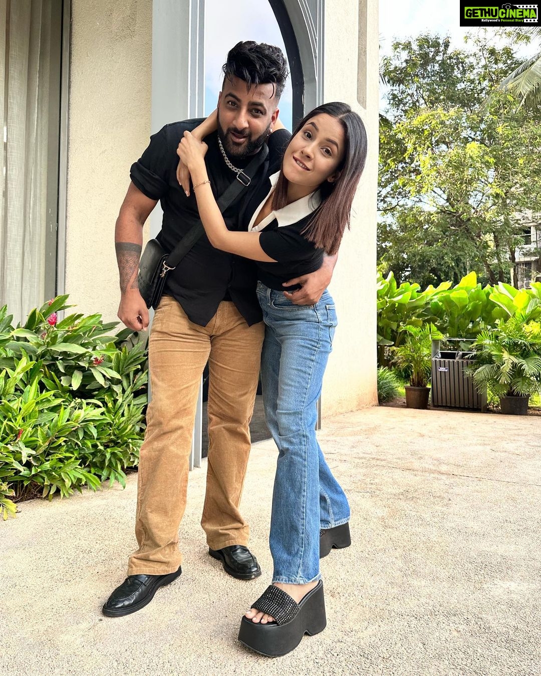 Shehnaaz Kaur Gill Instagram - sabse pyara bacha☺️☺️☺️ @badeshashehbaz