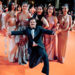 Shehnaaz Kaur Gill Instagram - Celebrating and taking it all in one breath at a time. This carpet, this air, this all feels so surreal. Sinking in all in. This magical international carpet premiering my film with a sold out show, it all feels nothing less than a dream. Ladies and gentlemen, boys and girls, a young naive girl from a small town in Punjab can come this far, then so can you… never give up on your dreams. Work the hardest when given the opportunity and no one can stop you from growing! Styled by - @rheakapoor @manishamelwani @devanshi.15 @abhilashatd Styling Team - @sim.ran_awayy @junni.khyriem @iambidipto_ @gypsy.girl.world @kasliwalriddhi @bhavnaaaaa.r @swityshinde @juhi.melwani @shubhangi.upadhyay2 Outfit - Custom @itrhofficial Jewellery - @hybajewels Heels- @aands_official HMUA - @shirleywuofficial TIFF Production: @Mediaworkss TIFF BTS: Photography & Video: @amritaroraphotography