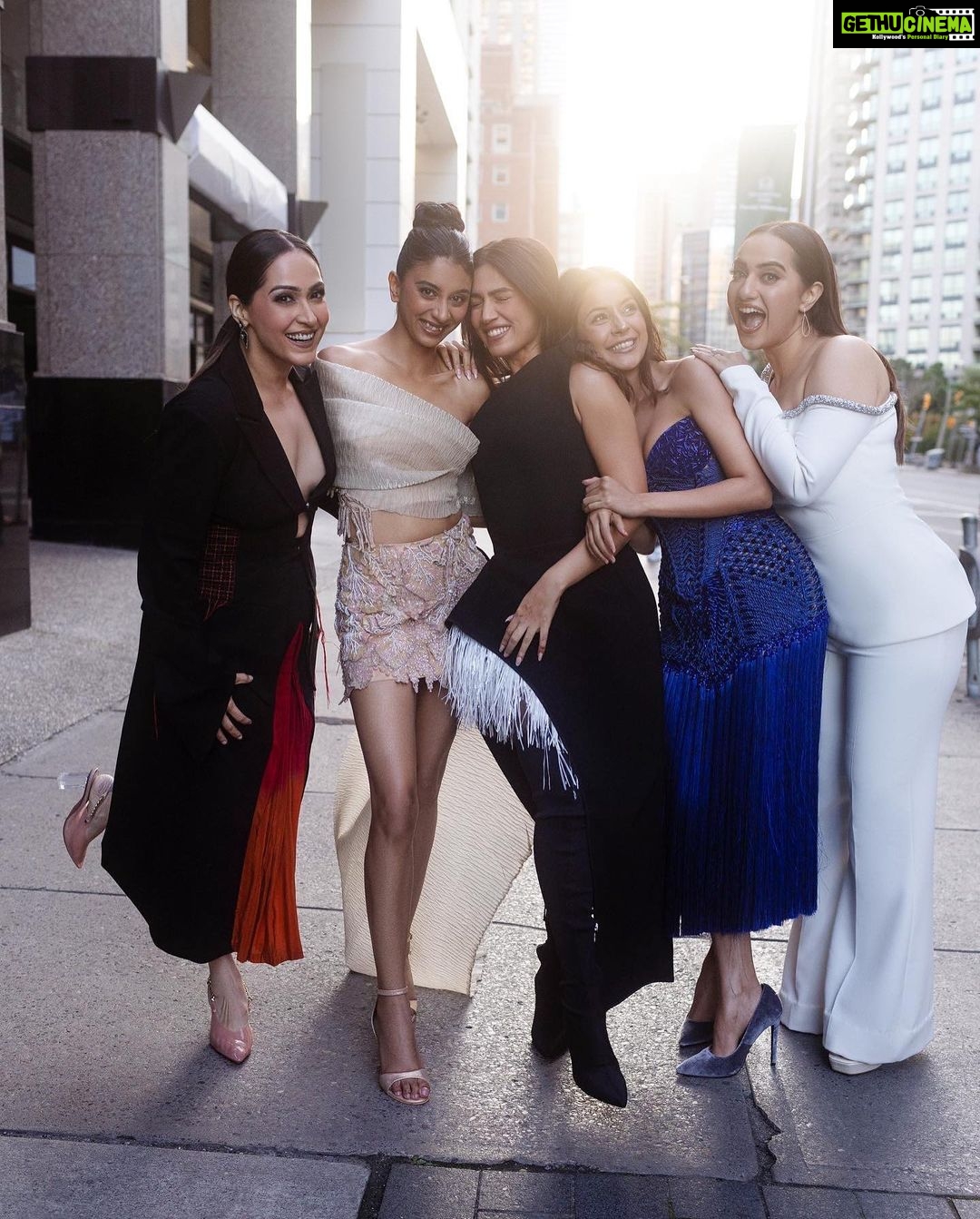 Shehnaaz Kaur Gill Instagram - TOUCHDOWN @tiff_net ! The Thank You For Coming Squad has arrived! #thankyouforcomingattiff #tyfcattiff TIFF Production: @Mediaworkss TIFF BTS: Photography & Video: @amritaroraphotography Styled by - @manishamelwani @devanshi.15 @abhilashatd Styling Team - @sim.ran_awayy @junni.khyriem @iambidipto_ @gypsy.girl.world @bhavnaaaaa.r @kasliwalriddhi @swityshinde @juhi.melwani @shubhangi.upadhyay2 *Bhumi* Outfit - @toni_maticevski Hair : @connorlangehair *Dolly* Outfit - @abhisheksharmastudio Jewellery - @vishvafinejewelry Heels - @monrowshoes Hair & Makeup: @shirleywuofficial *Kusha* Outfit - @safiyaa_official Jewellery - @vishvafinejewelry Hair & Makeup: @shirleywuofficial *Shibani* Outfit - @roologyofficial Jewellery - @vishvafinejewelry Heels- @aands_official @ascend.rohank Hair & Makeup: @shirleywuofficial *Shehnaaz* Outfit - @nicolasjebranworld @mohiebdahabieh Jewellery - @vishvafinejewelry Heels- @londonrag_in Hair & Makeup: @shirleywuofficial