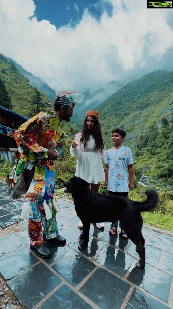 Shenaz Treasurywala Instagram - We can be the change that we want to see. If we see someone littering, we need to stop them! If the government can’t, we can. Imagine after all those landslides, people are still littering. When will this stop??? Leave a ❤️ for Kachraman and @wastewarriors Bhagsunag Waterfall Dharamshala