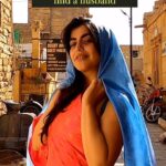 Shenaz Treasurywala Instagram - If I can’t find my juhumkas, how will I find a husband? #whatjhumka #whatjhumkachallange Jaisalmer, Rajasthan
