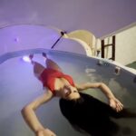 Shenaz Treasurywala Instagram - Would you try this? Leave a ❤️ if you believe in alternative therapies like these to take care of your mind body and soul. The sensory deprivation tank was just all black and I was floating - felt as I was in the Dead Sea. ( saves you the trip to Israel 🇮🇱;) The light therapy was trippy! Felt like I was on something 😅 Bangalore has some cool alternate therapies to experience. Look for 1000 petals if you want to try these treatments #healmindbodyspirit #alternatetherapies Bangalore, India