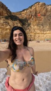 Shenaz Treasurywala Instagram - Tips and Hacks for your adventure abroad! This is a list for those going to Europe or anywhere abroad. If you’re going to a foreign destination for the first time - please do write it down xxx 

Remember to save and share with friends ❤️

And those who have done this a few times. Tell me, what did I miss?