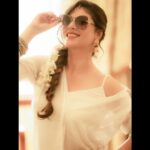 Sherin Instagram - Malipoo goes with everything! Photography - @camerasenthil Makeup - @jiyamakeupartistry Hair - @mani_stylist_ organised by @rrajeshananda #cwc #cwc4 #sherin #cookuwithcomali #cookwithcomali #white #malipoo