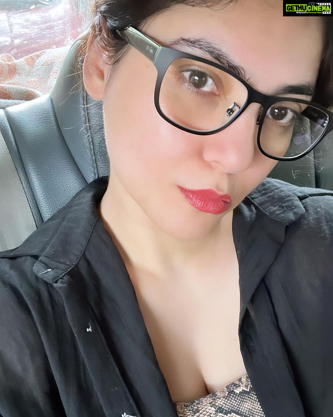 Sherin Instagram - Random thoughts on a random day with some random selfies. #sherin #photodump