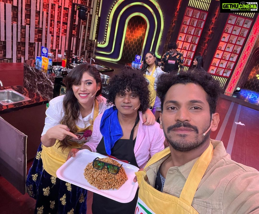 Sherin Instagram - Our pori urundai was a work of art! 😎 #cwc4 #cookwithcomali #sherin Chennai, India