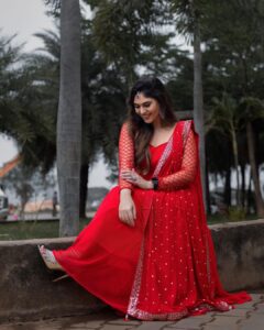 Sherin Instagram - love is insane! Imagine picking one person out of the millions of people and saying ‘everything my heart feels from now on, it feels for you. It skips a beat for you, aches for you, flutters for you and it breaks for you’ Love is not perfect, it’s chaotic at best! I wish each and everyone of you will find love that will make you question your reality, love that consumes you and love that gives you a million breathless moments. If you already have it, do not let it go and if you have had it and lost it, you know how the old saying goes - it’s better to have loved and lost, than to never have loved at all. Happy Valentine’s Day! Photographer - @crackjackphotography Designer - @labelswarupa Makeup and hair - @kaviyaartistry_off Earrings - @original_narayanapearls #cookuwithcomali #cwc #tamil #cooking #red #salwarsuits