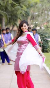 Sherin Instagram - Hello beautiful people! 
Costumes - @labelswarupa 
Makeup - @rakmakeupartistry 
Hair - @purpleplusnagu 
Photographer- @sat_narain 
Team: @talesbyashif @shotsbyuv @the.portrait.culture @sat_narain 
#cwc4 #sherin #cookuwithcomali #cookwithcomali #love #fashion #cooking