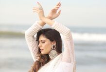 Sherin Instagram - Poseidon loves me and I love him! Costumes - @labelswarupa Makeup - @jiyamakeupartistry Hair - @mani_stylist_ Camera - @sat_narain @shotsbyuv @sakthi_fpv @sasi_raaja_thetravelaficionado #sherin #white #saree #cookwithcomali #love