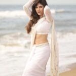 Sherin Instagram - Which song goes well with these pictures? Costumes - @labelswarupa Makeup - @jiyamakeupartistry Hair - @mani_stylist_ Camera - @sat_narain @shotsbyuv @sakthi_fpv @sasi_raaja_thetravelaficionado #sherin #white #saree #cookwithcomali #love Chennai, India