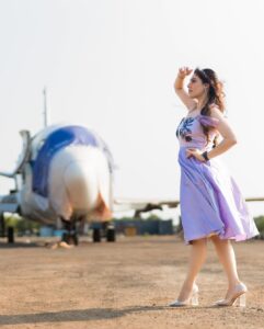 Sherin Instagram - What is your dream vacation? Who would you go there with? 
I am itching to get on a flight and explore the world, the travel bug in me is gnawing at me and I cannot wait to pack my bags and just go. Do you ever feel this way? 

Costume - @labelswarupa 
Makeup - @jiyamakeupartistry 
Hair - @purpleplusnagu 
Photographer- @crackjackphotography 
#sherin #cookwithcomali #cwc #cookuwithcomali #fashion #love #vijaytelevision #randomthoughts #morningmusings