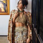 Shibani Dandekar Instagram - What an incredible evening celebrating Indian craftsmanship! Thank you to the Ambanis and @nmacc.india ❤️ The ‘India in Fashion’ exhibit was spectacular! What a night ⭐️ To the incredible team that put these looks together! I have no words ❤️ Thank you for coming through for me Style team extraordinaire @divyakdsouza with @punya.bh @fusionandfashion07 ⭐️ Fabulous HMU @inherchair assisted by @azima_toppo ⭐️ Outfit @anamikakhanna.in ⭐️ Jewellery @golecha_jewels Shoes @jimmychoo @id8mediasolutions On Farhan: Makeup - @swapnil_pathare Custom look by @urvashikaur Custom sandals by @aprajitatoor Photography @asusualunusual