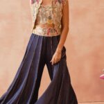Shibani Dandekar Instagram - 𝙋𝙎 @ 𝙆𝙂 | 𝙏𝙝𝙚 𝙋𝙎 𝙄𝙘𝙤𝙣 𝙀𝙙𝙞𝙩𝙞𝙤𝙣 𝘈𝘴 𝘸𝘦 𝘤𝘰𝘶𝘯𝘵𝘥𝘰𝘸𝘯 𝘵𝘰 𝘵𝘩𝘦 𝘭𝘢𝘶𝘯𝘤𝘩 𝘰𝘧 𝘰𝘶𝘳 𝘣𝘳𝘪𝘥𝘢𝘭 𝘧𝘭𝘢𝘨𝘴𝘩𝘪𝘱 𝘴𝘵𝘰𝘳𝘦 𝘪𝘯 𝘒𝘢𝘭𝘢 𝘎𝘩𝘰𝘥𝘢 𝘵𝘰𝘥𝘢𝘺, 𝘸𝘦 𝘢𝘳𝘦 𝘤𝘦𝘭𝘦𝘣𝘳𝘢𝘵𝘪𝘯𝘨 𝘵𝘩𝘦 𝘮𝘪𝘭𝘦𝘴𝘵𝘰𝘯𝘦 𝘸𝘪𝘵𝘩 𝘰𝘶𝘳 𝘖𝘎 #𝘗𝘚𝘎𝘪𝘳𝘭𝘴 𝘪𝘯 𝘵𝘩𝘦 𝘢𝘭𝘭-𝘯𝘦𝘸 ‘𝘔𝘰𝘥𝘦𝘳𝘯 𝘔𝘶𝘨𝘩𝘢𝘭𝘴’ 𝘤𝘰𝘭𝘭𝘦𝘤𝘵𝘪𝘰𝘯. “Let’s just say that @shibaniakhtar is the ultimate OG #PSGirl. She has been our muse before we even knew what the word meant! Shibani is a PS friend, family member and bride all rolled into one. From being young girls chasing our dreams together in New York to making our mark in Mumbai, Shibani and my trans-continental, long-standing friendship runs parallelly to her relationship with the brand. And this milestone campaign would be incomplete without her.” — Payal Singhal Shibani Akhtar in the Safari Embroidered Cropped Jacket and Denim Sharara from the SS’23 ‘Modern Mughals’ collection, available exclusively at the Kala Ghoda store. 🗓️ Launches 20 April, 2023 📍 Payal Singhal, Ground Floor, Bhogilal Hargovindas Bldg, 18/20, K Dubash Marg, Kala Ghoda, Fort, Mumbai, 400018 For shopping assistance: Email: cs@payalsinghal.com Call/WhatsApp: +91 9321578764 Jewellery @satyanifinejewels Shot by @smash.branding Styled by @prayag.menon HMU @inherchair #PSatKG #PSFullCircle #NewCollection #StoreLaunch #ModernMughals #PSIcons #MuseMagic #NewLaunch #WatchThisSpace