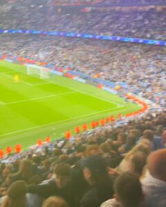 Shibani Dandekar Instagram - There is just nothing like sport! To witness people come together in support of their team is pure magic! The energy in the stadium last night was electric! What an experience and what a game! ManCity you were 🫶🏾 all the best in Istanbul!
photos by the greatest @sebporter
Thank you 💙
@etihad #etihad
@mancity #mancity
outfit by my girl @kanikagoyallabel @goyalkanika 🤍
Farhan’s Coat @sshomme
Shoes @dmodotofficial
