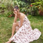 Shibani Dandekar Instagram - Finally here! Summer ready with @shoparzbyarzoo by @arzookarnani Loving every piece in this collection 🤍💫 shot by @abheetgidwani makeup @inherchair hair @azima_toppo