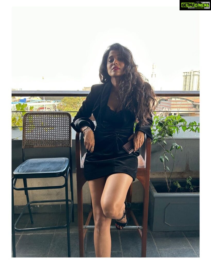 Shilpa Manjunath Instagram - When the leg day has gone right 💪🖤🖤🤗🤗