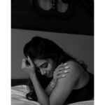 Shilpa Manjunath Instagram - Swipe right👉 📸@you_and_i_studios 💄@saranyamakeoverartistry hair @viji_makeover @riyacast