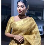 Shilpa Manjunath Instagram - "ഓണത്തിന് നിറഞ്ഞ ആനന്ദം, സമൃദ്ധിയും സമൃദ്ധിയുമായ ഹൃദയം നിറയ്ക്കട്ടെ! നിന്നെ ഒരു മികച്ച ഓണാശംസകള്‍! 🌼🌾🌈 #ഓണാശംസകള്‍ #കാലാവസാരം" . "May the colors and joy of Onam fill your heart with happiness and prosperity! Wishing you a wonderful and vibrant Onam celebration! 🌼🌾🌈 #HappyOnam #FestivalOfColors"