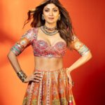 Shilpa Shetty Instagram - Caption this 😉♥️ #IndiasGotTalent #IGT #LookOfTheDay #ootd #grateful #blessed