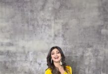 Shilpa Shetty Instagram - Jahan chance mil jaye, wahan thoda dance toh banta hai💃🏻😉♥️ #BehindTheScenes #happysoul #dancereels #grateful #bts