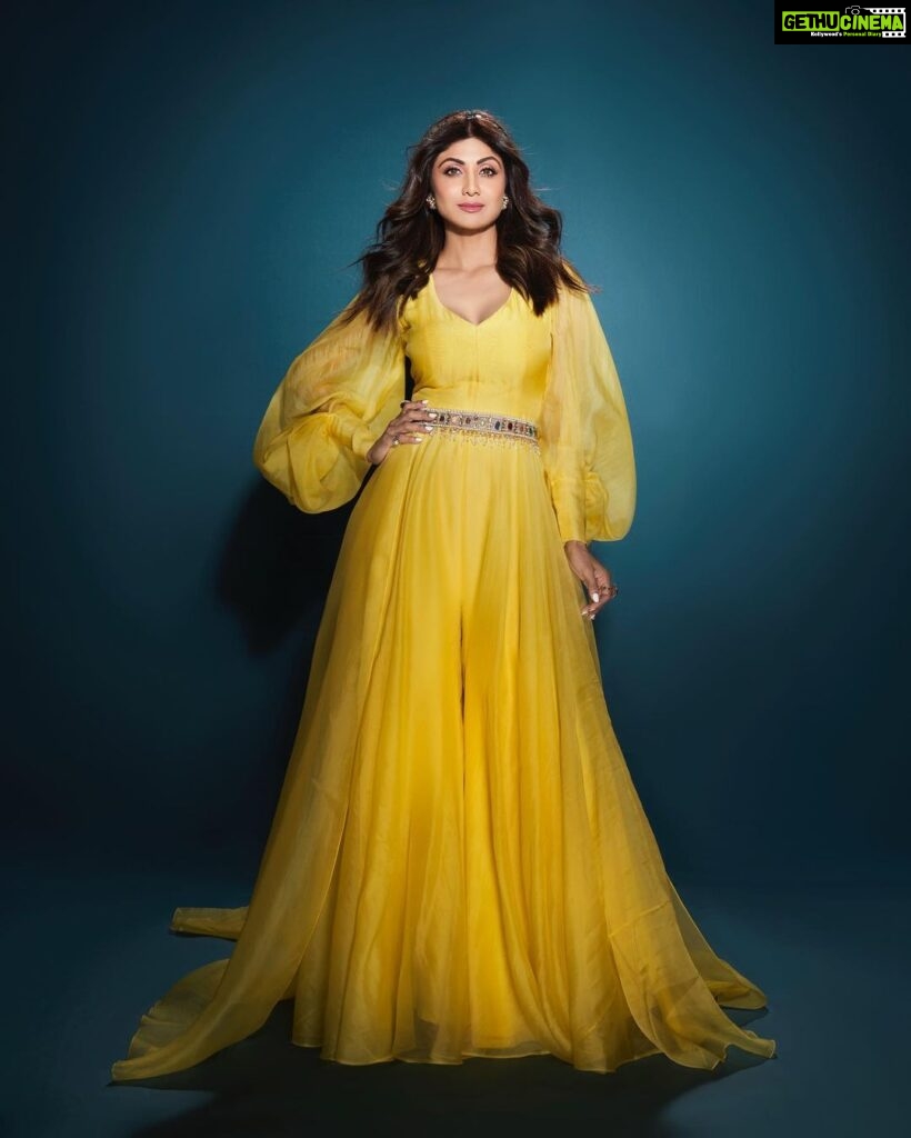 Shilpa Shetty Instagram - ✨Princess✨ vibes 👸👠 #IndiasGotTalent #LookOfTheDay #ootd #princess #goodvibesonly
