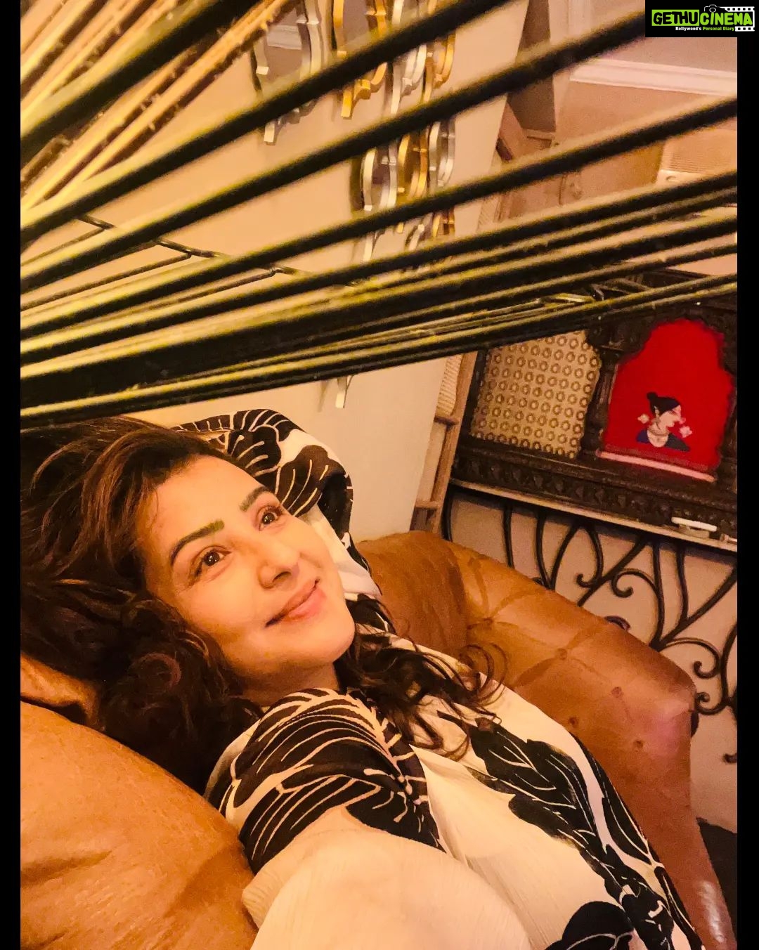 Shilpa Shinde Instagram - जन्नत से नजराना भेजा है💙 खुशियों का खजाना भेजा है🤩 कुबूल फरमाएं दिल की दुआ है🤲 बकरीद मुबारक का फ़रमान भेजा है।♥️ #eidaladha #eidmubarak #thursday #thursdayvibes #funtimes #shilpashinde #shilpians #goodafternoon #enjoy #picoftheday #eid #happyeid