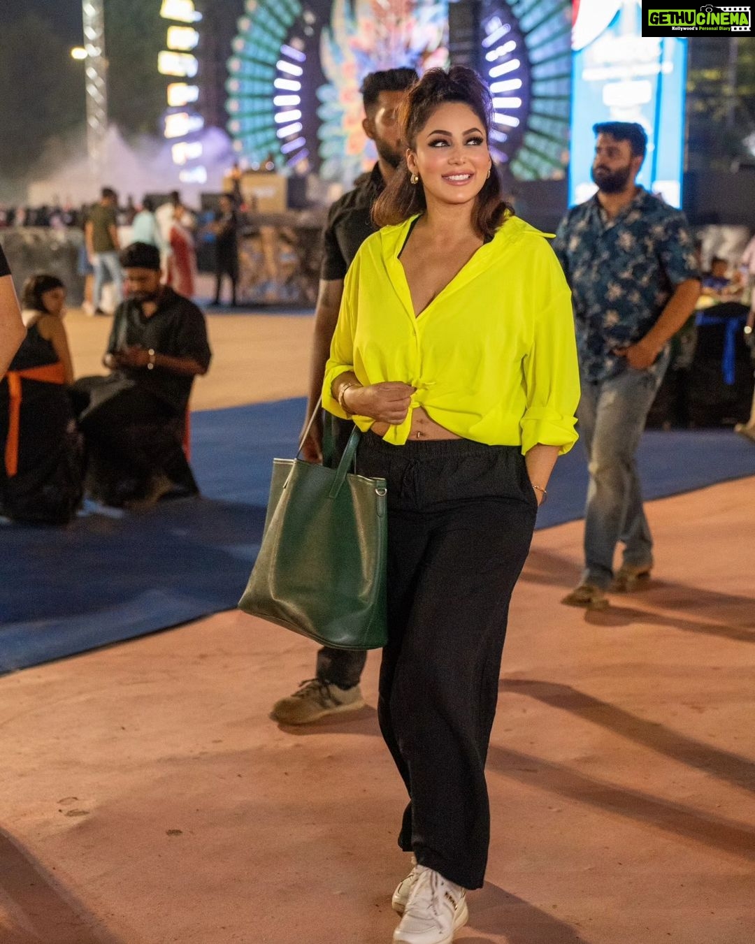 Shilpi Sharma Instagram - 💛 .. . . . . #djshilpi #friday