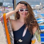 Shivaleeka Oberoi Instagram – Amalfi Coast, baby! 🍋🌊☀️ Positano, Amalfi Coast, Italy