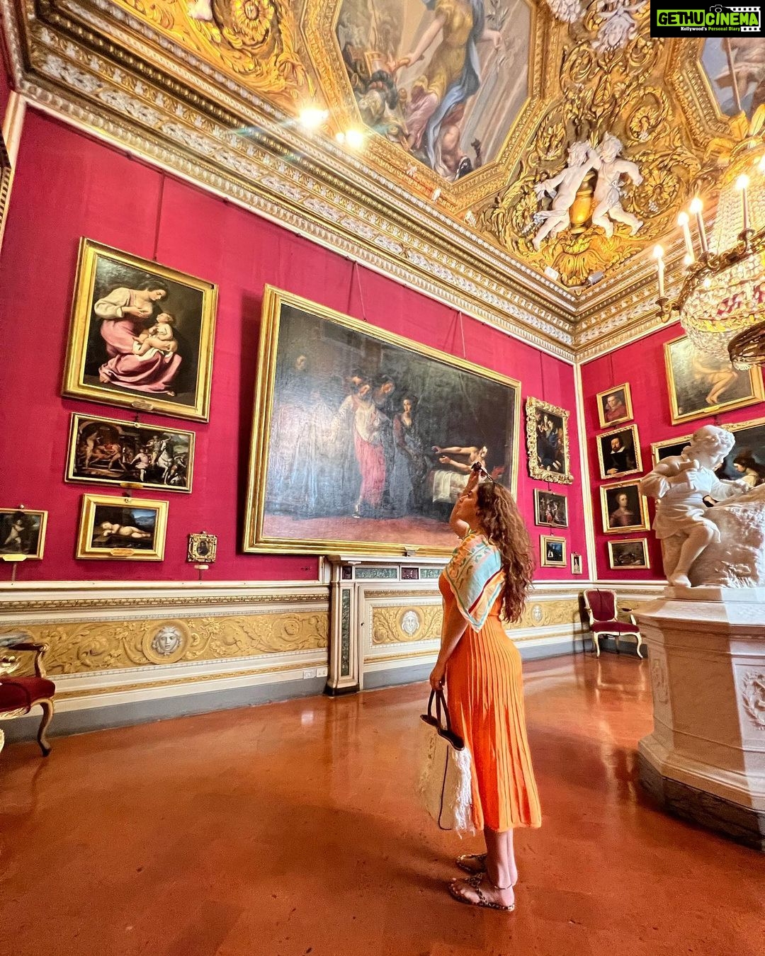 Shivaleeka Oberoi Instagram - Florence, ti amo! ๐งก #Tuscany #Florence #Italia #Love ๐ฎ๐น Florence, Tuscany