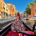 Shivaleeka Oberoi Instagram - Falling in love with Venice, one canal at a time. 🛶🥰 #venice #magic #italy #gondola #canal #venezia #travelgram #inlove #beautifuldestinations #italia #eurotrip #italytravel 🇮🇹 Venice, Italy