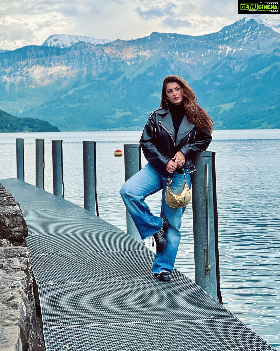 Shivaleeka Oberoi Instagram - Swiss weather! 🖤🧸 Thun, Switzerland