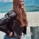 Shivaleeka Oberoi Instagram - Swiss weather! 🖤🧸 Thun, Switzerland