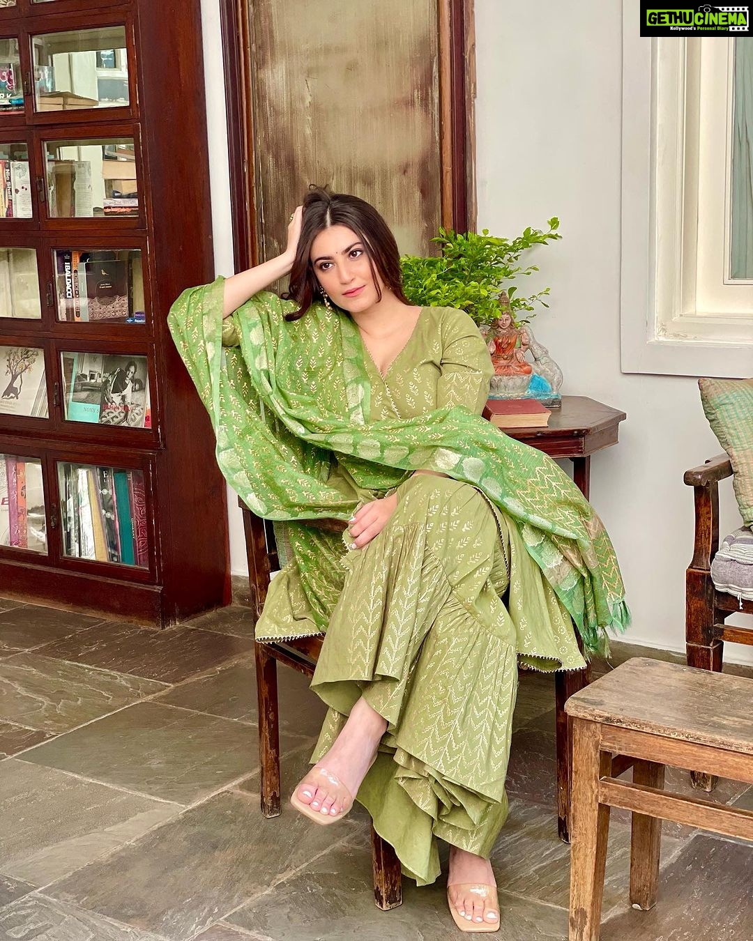 Shivaleeka Oberoi Instagram - Just a girl who can’t keep a straight face for too long! 🤭