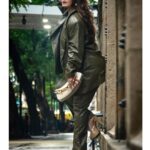 Shivaleeka Oberoi Instagram - Girl boss vibes only 🤎✨ #MondayMood 📸 @khiladii_bhaiya