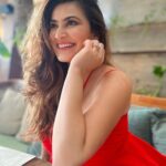 Shivaleeka Oberoi Instagram - Beauty lies in the eyes of the beholder 🥰