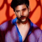 Shivin Narang Instagram - ⚡️🧡💙