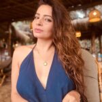 Shonali Nagrani Instagram - More you meditate, more you radiate:) #meditationpractice #meditationglow #radiate #meditate