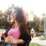 Shonali Nagrani Instagram - Pinkish… #naturelover #outdoorlife #stayingoutdoors #pinkpinkpink #pinkish