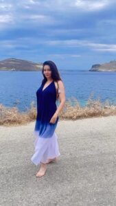 Shonali Nagrani Instagram - I am…… I am a freedom chaser :)
#greecestagram #tinosislandgreece #tinos #tinosisland #greece🇬🇷 #greece #freedom #free #travelgram #danceaway #reelsinstagram #reelitfeelit #reelvideo