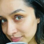 Shraddha Kapoor Instagram - Chai, Champi, Chill 🦦