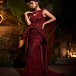 Shraddha Srinath Instagram – Goddess energy for 2023 

Photos @kalyanyasaswi 
Make up @makeupbysalonij 
Hair @kammarishivarajchary 
Styled by @rochelledsa @anishagandhi3 
Assisted by @_m.a.h.i._ @baharberii
Outfit @amitgt_officialpage 
Accessories @karishma.joolry
Managed by @vidhyaabreddy Hyderabad