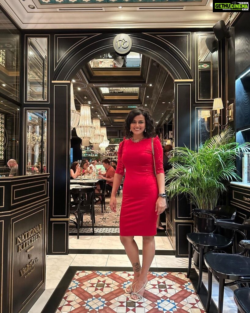 Shraddha Srinath Instagram - Happy birthday to me. I think red is my colour. 🥀 Thank you all for the wishes. Hey @f1 - can you give me entry into the paddocks? Would make a great birthday gift. 😘 National Kitchen by Violet Oon Singapore